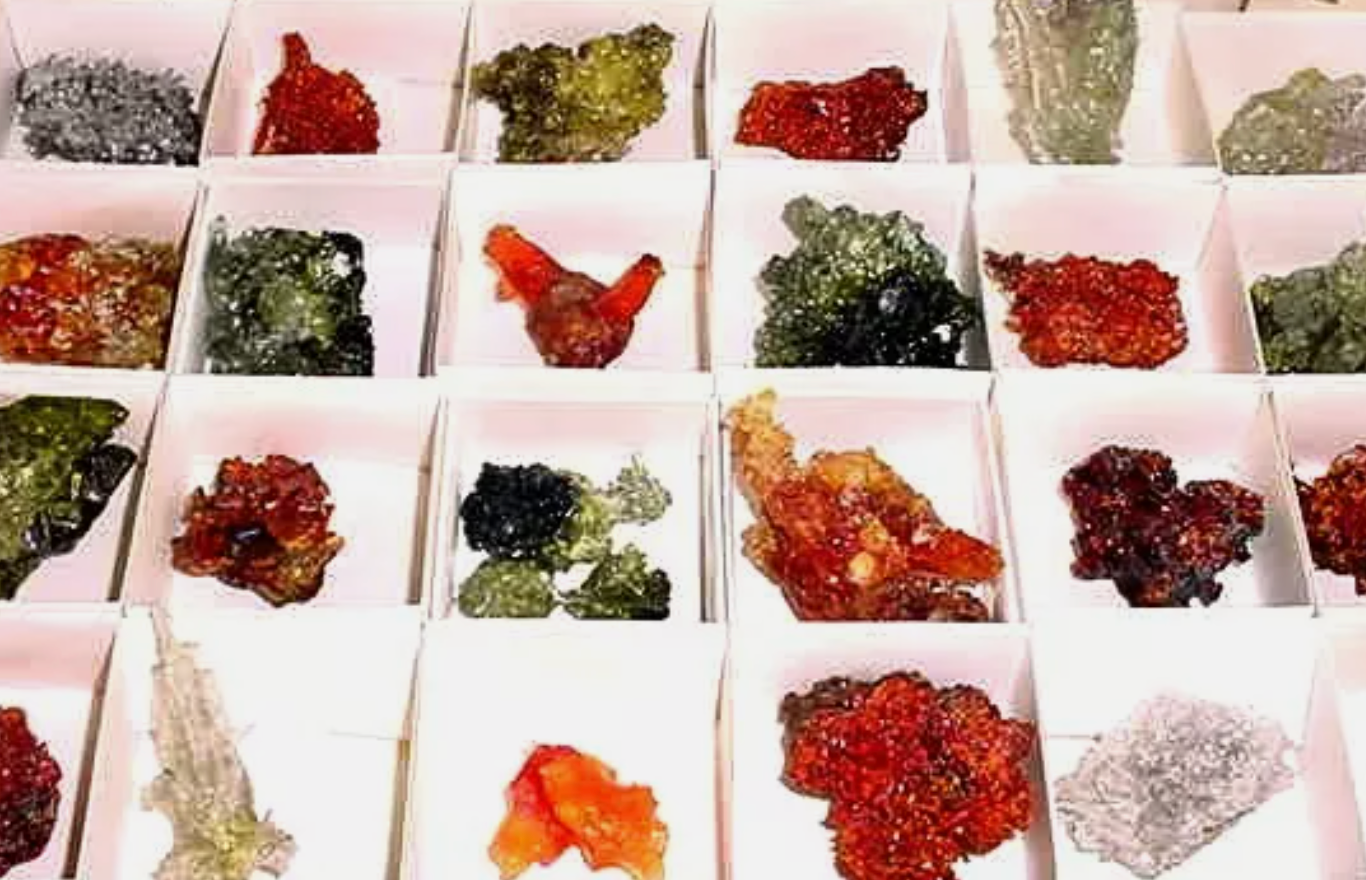 Raw Zincite Cluster