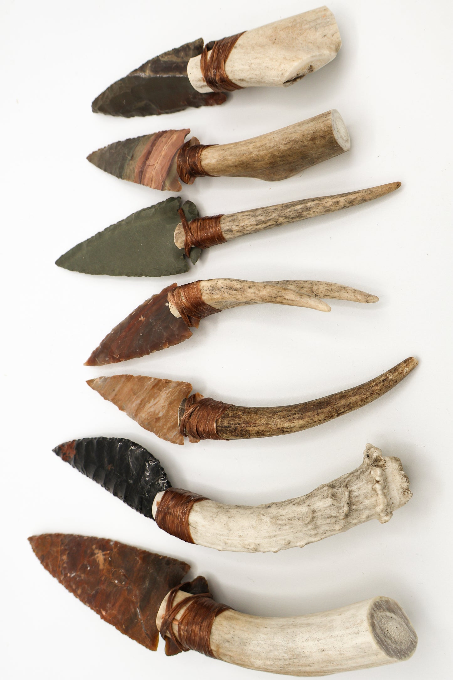 Black Spear Cord Cutting Knife Dagger with Antler Handle