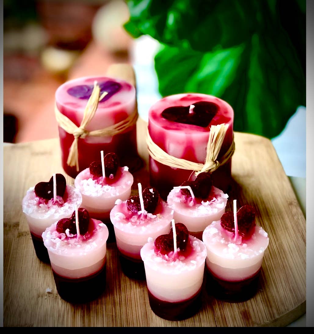 Raspberry Patch Patchouli Scented Candle (3" x 6")