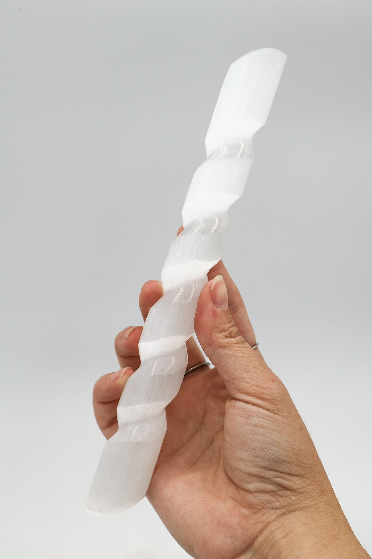 7.5" Selenite Spiral Wands
