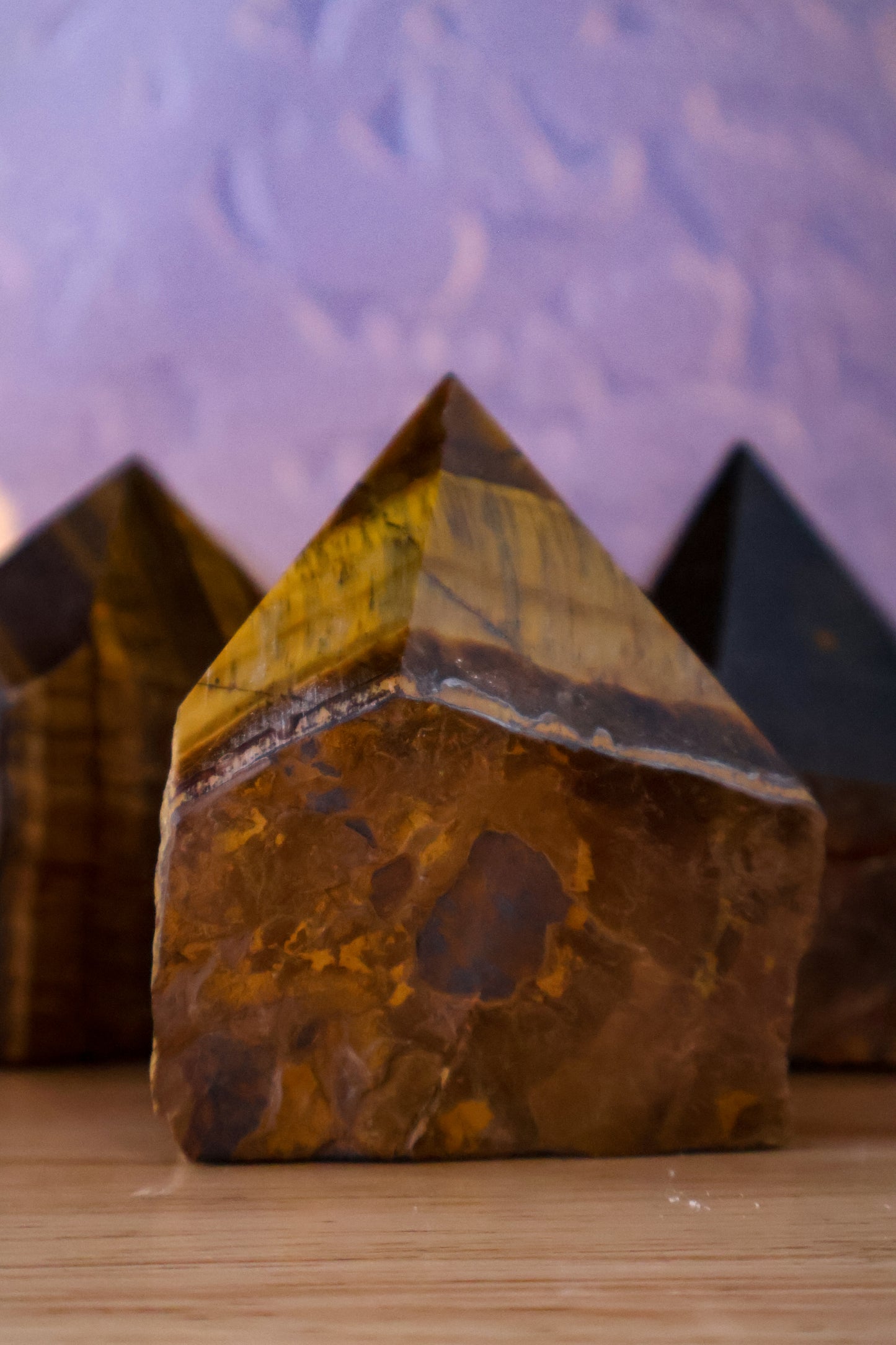 Tiger's Eye Point with Semi-Rough Natural Base