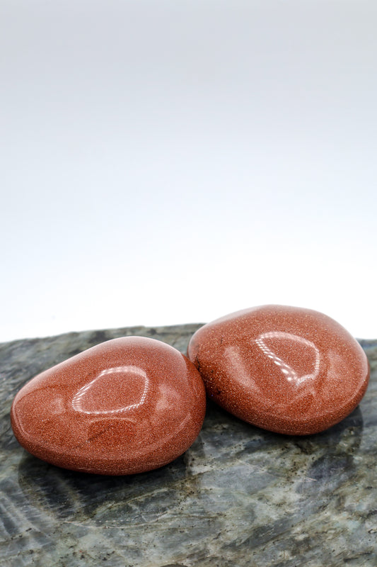 Red Goldstone Large Pillow Stone